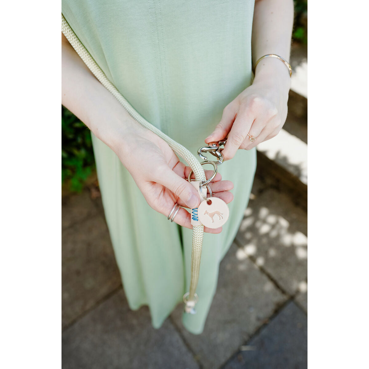 V1H21600D59F87D8E7B631721AE44AC5748RP5